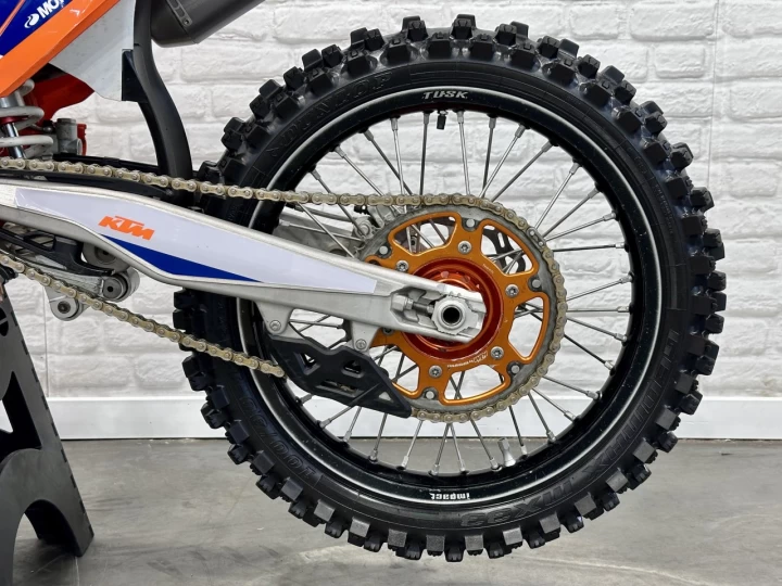 2022 KTM 125 SX + 2 TEMPS + KIT BIG BORE 150 cc + SEULEMENT 60 HR + LOOK UNIQUE + RARE & A1 