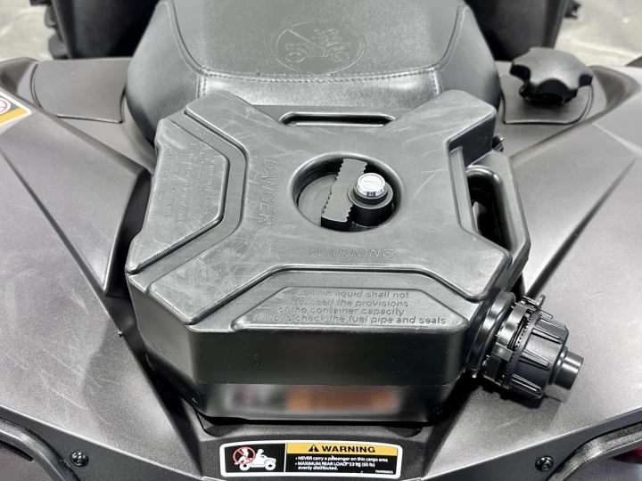 2022 BRP CAN-AM RENEGADE X-MR 650 EFI + 4WD + DPS + FOX + GORILLA 30'' + 2929 KM SEULEMENT + RARE & A1 