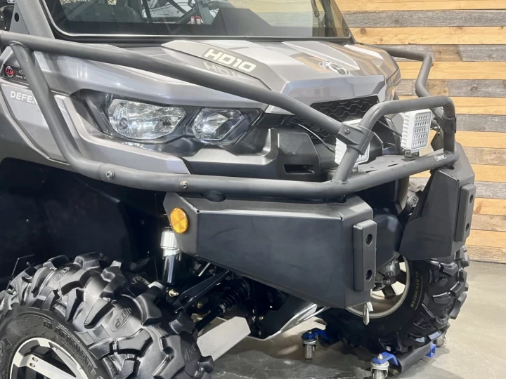 2018 BRP CAN-AM DEFENDER XT HD-10 + 4WD + DPS + BEAUCOUP D'ÉQUIPEMENTS $$$ + RARE & A1 