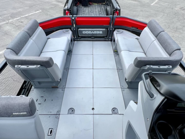 2024 BRP SEA-DOO SWITCH CRUISE 18' 230 HP + IBR + VTS + IDF + GPS + AUDIO + BIMINI + REMORQUE DLX 