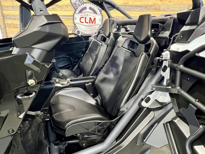 2023 BRP CAN-AM MAVERICK MAX X3 DS TURBO 135 HP + DPS + 4X4 + SEULEMENT 375 KM + CONDITION A1 