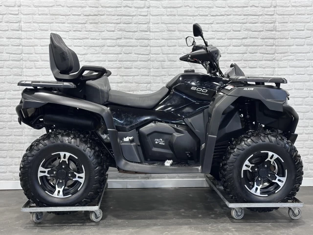 CF MOTO C-FORCE 600 EFI TOURING + 4WD + EPS + 1959 KM + 2 PASSAGERS + GARANTIE 2028 + RARE & A1  2023