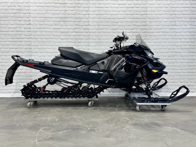 BRP SKI-DOO RENEGADE X 900 ACE TURBO ''R'' 180 HP + REV GEN4 + 16496 KM + RARE & A1  2023