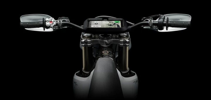 2025 STARK FUTURE VARG EX 60 HP @ 80 HP + LEGALE SUR LA ROUTE + 2 ANS DE GARANTIE 