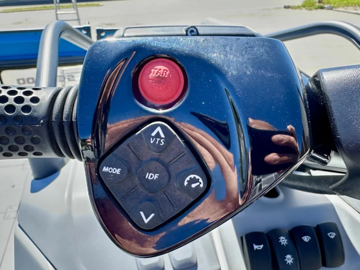 2023 BRP SEA-DOO SWITCH 16' ROTAX 170 H.P + IBR + VTS + IDF + REMORQUE + 0 HR + RARE & A1 