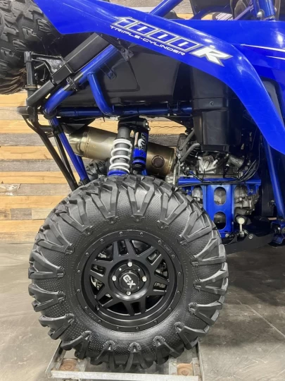 2017 YAMAHA YXZ 1000R EFI SS-SPORT SHIFT + EPS + 4X4 + FOX PODIUM X2 + SEULEMENT 4044 KM 