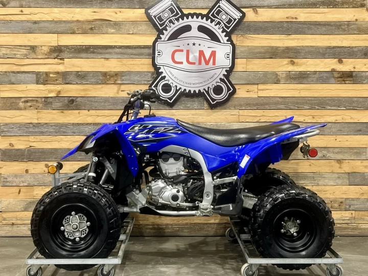 2021 YAMAHA YFZ 450 FI + 2WD + SEULEMENT 46 HR + RARE & CONDITION A1 