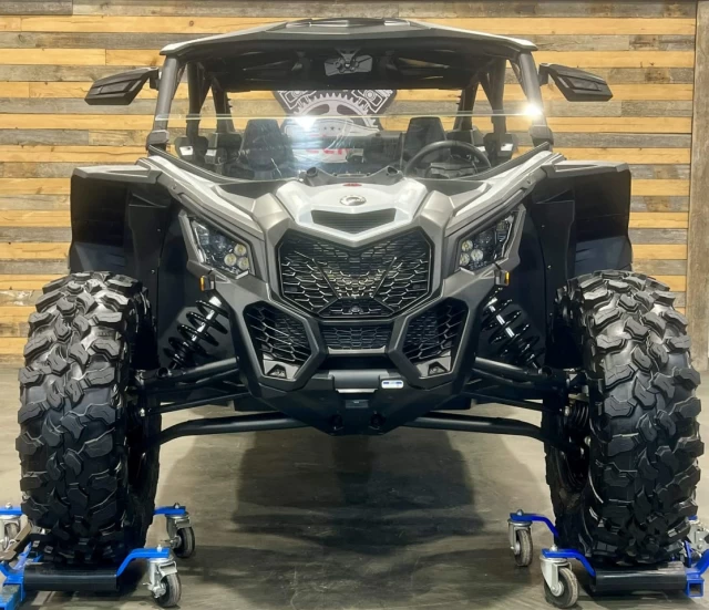 BRP CAN-AM MAVERICK MAX X3 DS TURBO 135 HP + DPS + 4X4 + SEULEMENT 375 KM + CONDITION A1  2023