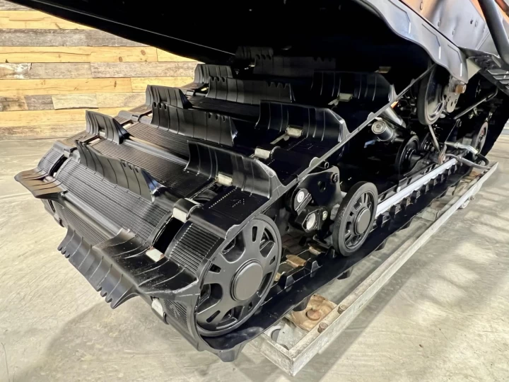 2018 BRP SKI-DOO EXPEDITION XTREME 800 E-TEC 154'' X 20'' + REV XU + GARANTIE 1 ANS + 11092 KM + RARE & CONDITION A1 