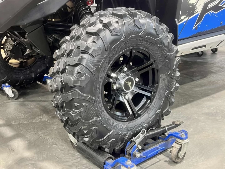 2013 POLARIS RZR4 XP 900 EFI EDITION SPECIALE JAGGED X RACING + 4X4 + EPS + 4 PASSAGERS 