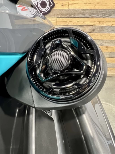 2026 BRP SEA-DOO GTR 230 H.P + IBR + VTS + AUDIO PREMIUM + SEULEMENT 4 HR + 3 PASSAGERS + RARE & A1 