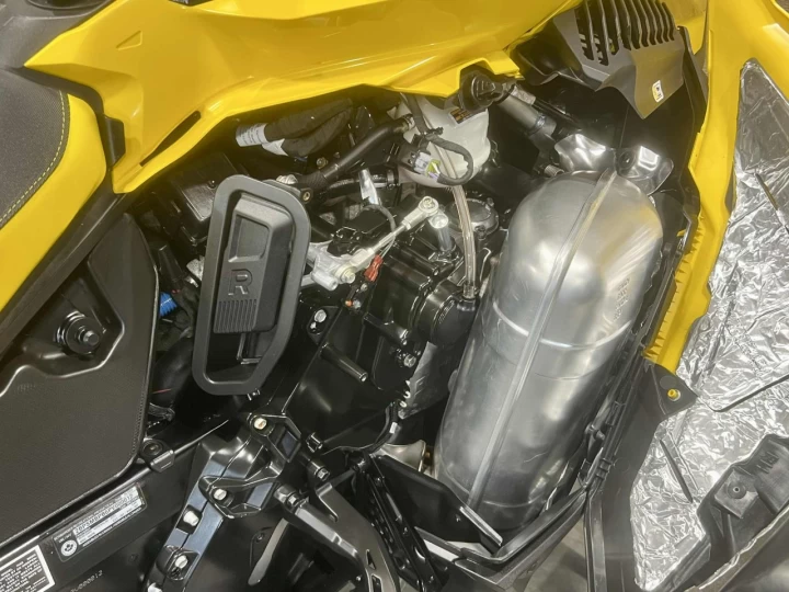 2023 BRP SKI-DOO RENEGADE ADRENALIME 900 ACE EFI ITC 137'' + REV GEN4 + 11202 KM + CONDITION A1 