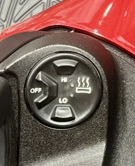 2015 BRP CAN-AM SPYDER RT LIMITED SE-6 (SEMI-AUTOMATIQUE) + ROTAX 1330 cc ACE + SEULEMENT 41302 KM + TOUTE ÉQUPÉE 