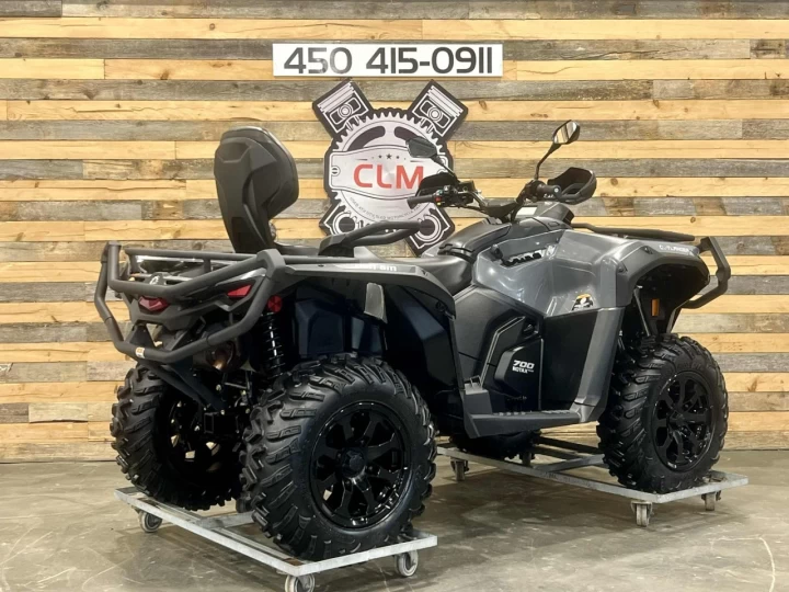 2024 BRP CAN-AM OUTLANDER MAX XT 700 EFI + DPS + 4X4 + SEULEMENT 564 KM + RARE & CONDITION A1 