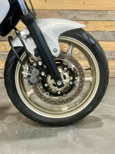 2009 SUZUKI SFV 650 GLADIUS + 51112 KM + PETITE PLAQUE $$$ + RARE & A1 