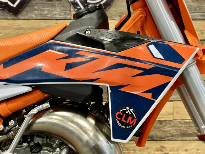 2024 KTM 65 SX + 2 TEMPS + SEULEMENT 58 HR + JEUNE / ENFANT MX - MOTOCROSS + RARE & A1 