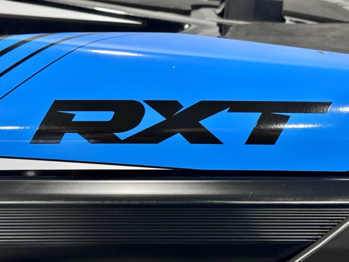 2019 BRP SEA-DOO RXT 230 HP + IBR + VTS + 3 PASSAGERS + 131 HR SEULEMENT + RARE & A1 