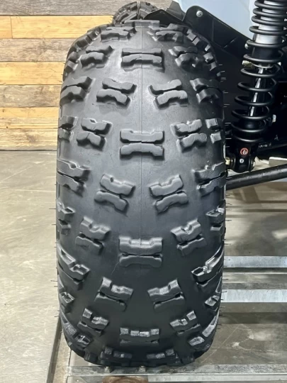 2024 BRP CAN-AM RENEGADE X-XC 1000R EFI + 4WD + DPS + FOX + SEULEMENT 1686 KM + RARE & A1 