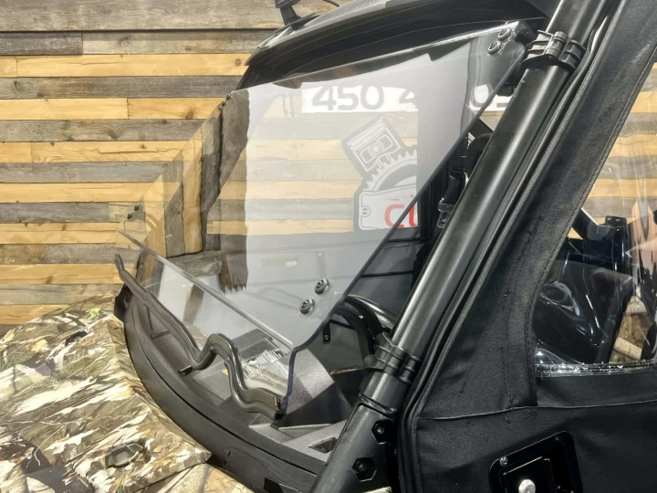 2017 POLARIS RANGER XP 1000 EFI + EDITION LIMITÉE HUNTER + 4X4 + E.P.S + SEULEMENT 4629 KM 