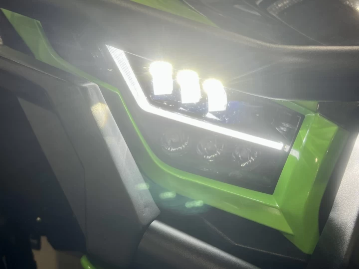 2020 KAWASAKI TERYX KRX 1000 EFI + 4X4 + E.P.S + SEULEMENT 4356 KM + RARE & CONDITION A1 