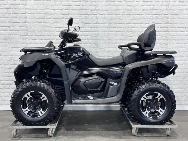 CF MOTO C-FORCE 600 EFI TOURING + 4WD + EPS + 1959 KM + 2 PASSAGERS + GARANTIE 2028 + RARE & A1  2023