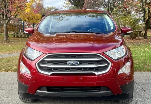 FORD ECOSPORT TITANIUM AWD + 2.0L + TOUTE ÉQUIPÉE + 78096 KM  2020