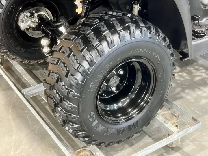 2022 KAWASAKI BRUTE FORCE 300 / KVF 300 / RWD / SEULEMENT 1467 KM + BINE ÉQUIPÉE 