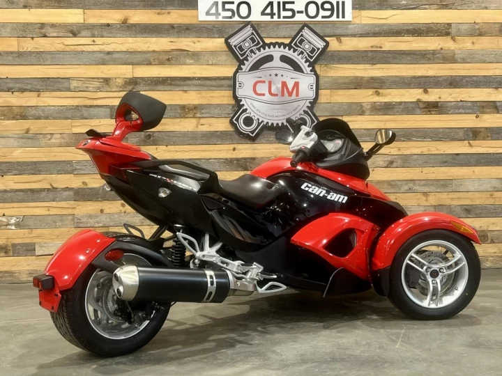2009 BRP CAN-AM SPYDER ROADSTER SE-5 (SEMI-AUTOMATIQUE) + 86145 KM + DOSSIER PASSAGER 