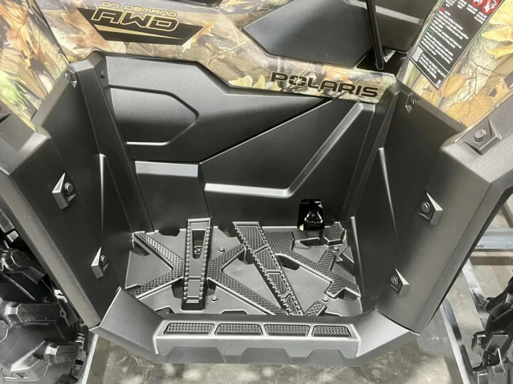 2024 POLARIS SPORTSMAN XP 1000 EFI EDITION HUNTER / CHASSEUR + CAMO + 4X4 + EPS + SEULEMENT 4 KM + TOUTE ÉQUIPÉE + RARE & A1 