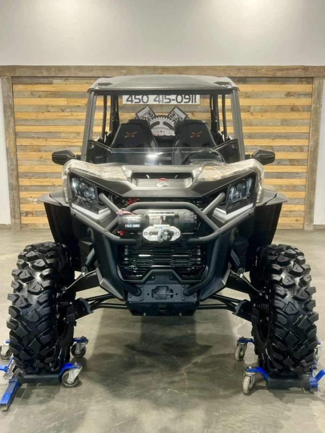 BRP CAN-AM COMMANDER MAX CREW 1000R EFI + 4X4 + DPS + SEULEMENT 154 KM / 17 HR + 4 PASSAGERS + RARE & A1  2023