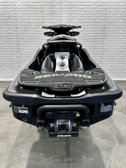 2016 BRP SEA-DOO GTX LIMITED 260 HP I.S = SUSPENSION INTELLIGENTE + IBR + VTS + 124 HR SEULEMENT + 3 PASSAGERS 