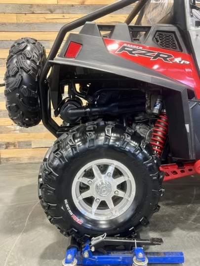 2011 POLARIS RZR XP 900 EFI + 4WD + FOX + SEULEMENT 5445 KM + RARE & CONDITION A1 