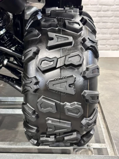 2025 CF MOTO C-FORCE 600 EFI TOURING + EPS + 4WD + SEULEMENT 136 KM + GARANTIE 2030 + RARE & IMPECCABLE A1 