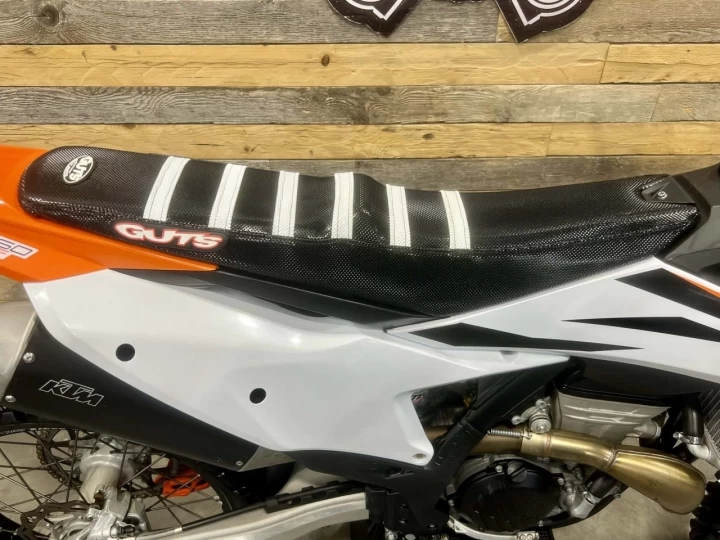 2024 KTM SX-F 350 EFI + MX-MOTOCROSS-ENDURO + 45 HR + MODELE RARE & CONDITION IMPECCABLE A1 