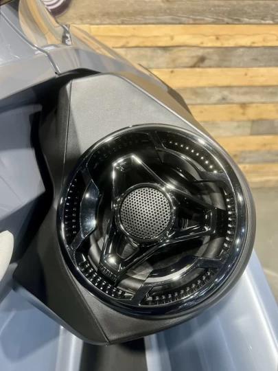 2024 BRP SEA-DOO RXT-X 325 H.P + IBR + VTS + PREMIUM AUDIO + TECH PKG + 40 HR + 3 PASSAGERS + RARE 