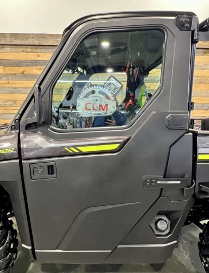 2023 POLARIS RANGER XP 1000 NORTH STAR EDITION ULTIMATE + RIDE COMMAND + AIR CLIMATISÉ + CHAUFFAGE + CABINE FERMER + TOUTE ÉQUIPÉE 