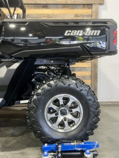2024 BRP CAN-AM DEFENDER MAX CREW HD-10 ÉDITION LONE STAR + 4WD + DPS + SEULEMENT 10 KM + 6 PASSAGERS + RARE & COMME NEUF 