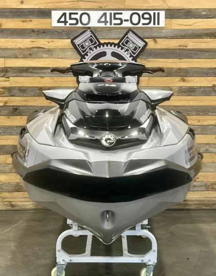 2018 BRP SEA-DOO GTX LIMITED 300 H.P + IBR + VTS + AUDIO PREMIUM + 3 PASSAGERS + 151 HR 