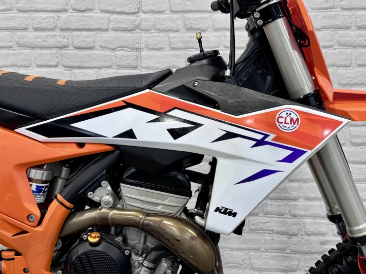 2023 KTM 350 SX-F EFI + 4 TEMPS + SEULEMENT 35 HR + MX - MOTOCROSS - ENDURO + RARE 