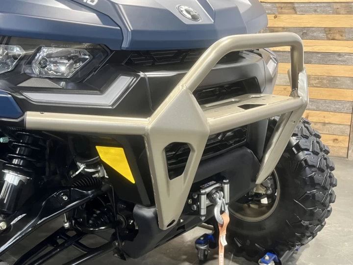 2025 BRP CAN-AM DEFENDER MAX CREW HD-10 LIMITED + 4X4 + DPS + HVAC + AUDIO + 5200 KM + GARANTIE + RARE & A1 