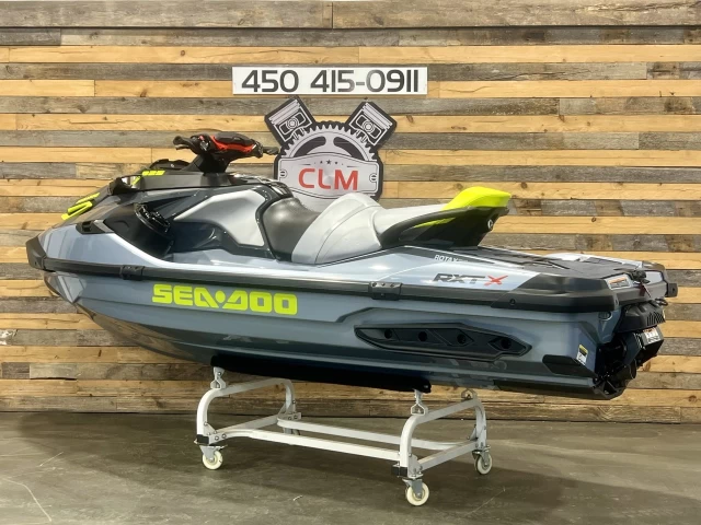 BRP SEA-DOO RXT-X 325 H.P + IBR + VTS + PREMIUM AUDIO + TECH PKG + 40 HR + 3 PASSAGERS + RARE  2024