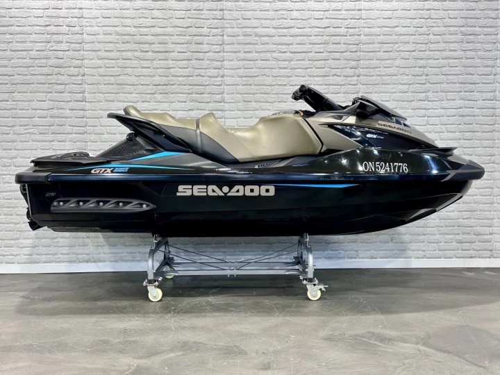 2016 BRP SEA-DOO GTX LIMITED 260 HP I.S = SUSPENSION INTELLIGENTE + IBR + VTS + 124 HR SEULEMENT + 3 PASSAGERS 