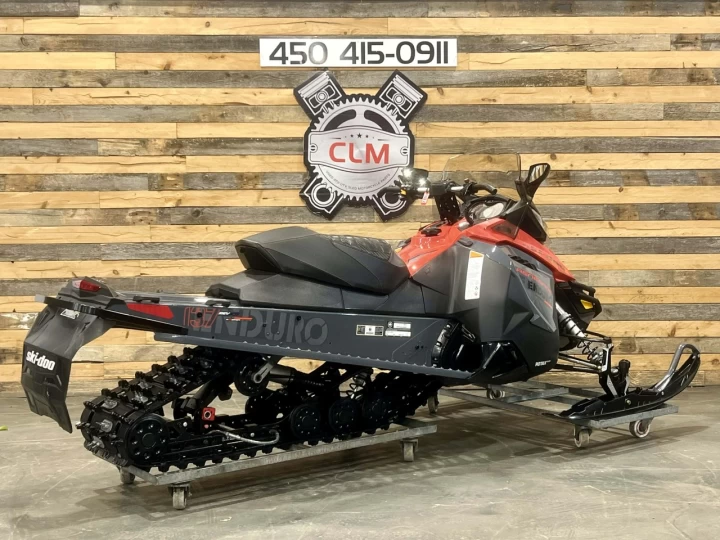 2018 BRP SKI-DOO RENEGADE ENDURO 600 E-TEC 137'' + SUSPENSION A AIR + ROLLERSKI + CONDITION IMPECCABLE A1 