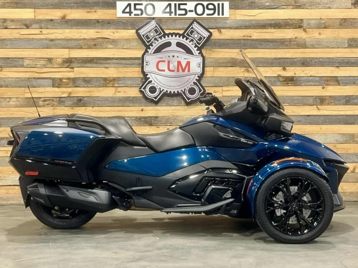 2022 BRP CAN-AM SPYDER RT SE-6 (SEMI-AUTOMATIQUE) AVEC 55901 KM + MODELE & COULEUR RARE + CONDITION A1 