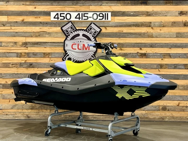 2024 BRP SEA-DOO SPARK TRIXX 90 H.P + IBR + NOUVEAU MODE TRIXX + BANC FREESTYLE 1 UP + 0 HR 