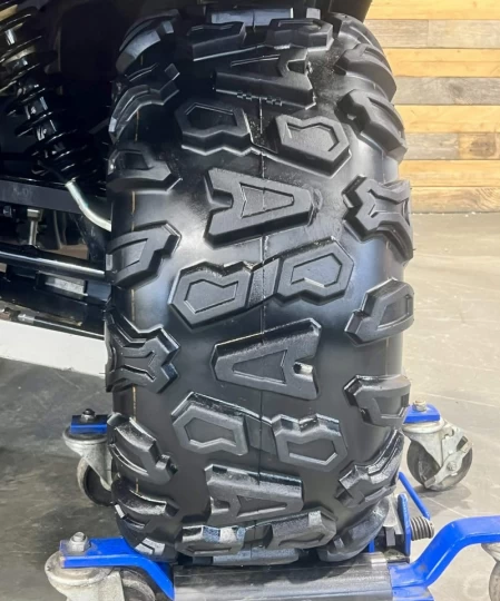2023 CF MOTO U-FORCE 800 LX EFI + 4X4 + EPS + SEULEMENT 1296 KM + GARANTIE MAI 2028 + CONDITION A1 