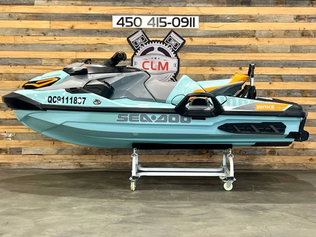 BRP SEA-DOO WAKE PRO 230 H.P + IBR + VTS + PREMIUM AUDIO + TECH PKG + 3 PLACES + 45 HR + A1  2022