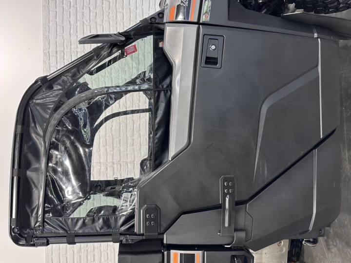 2018 POLARIS RANGER XP 1000 EFI + 4WD + EPS + CABINE + CHAUFRETTE + AUDIO + MAGS +++ RARE & A1 