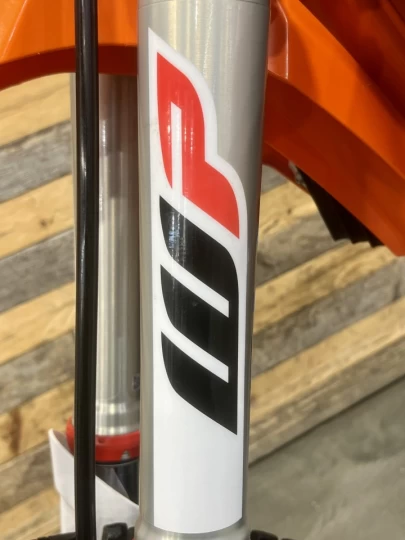 2022 KTM 450 SX-F EFI + SEULEMENT 23 HR + 4 TEMPS + RARE & CONDITION A1 