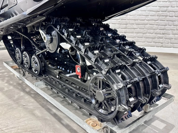 2026 BRP SKI-DOO GRAND TOURING L.E 900 ACE TURBO ''R'' 180 HP + 0 KM + REV GEN5 + RARE & A1 